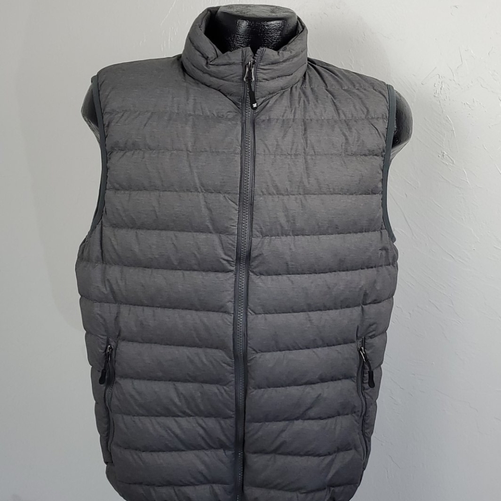 32 HEAT Gray Weatherproof Down Vest Women’s Size M Full Zip
